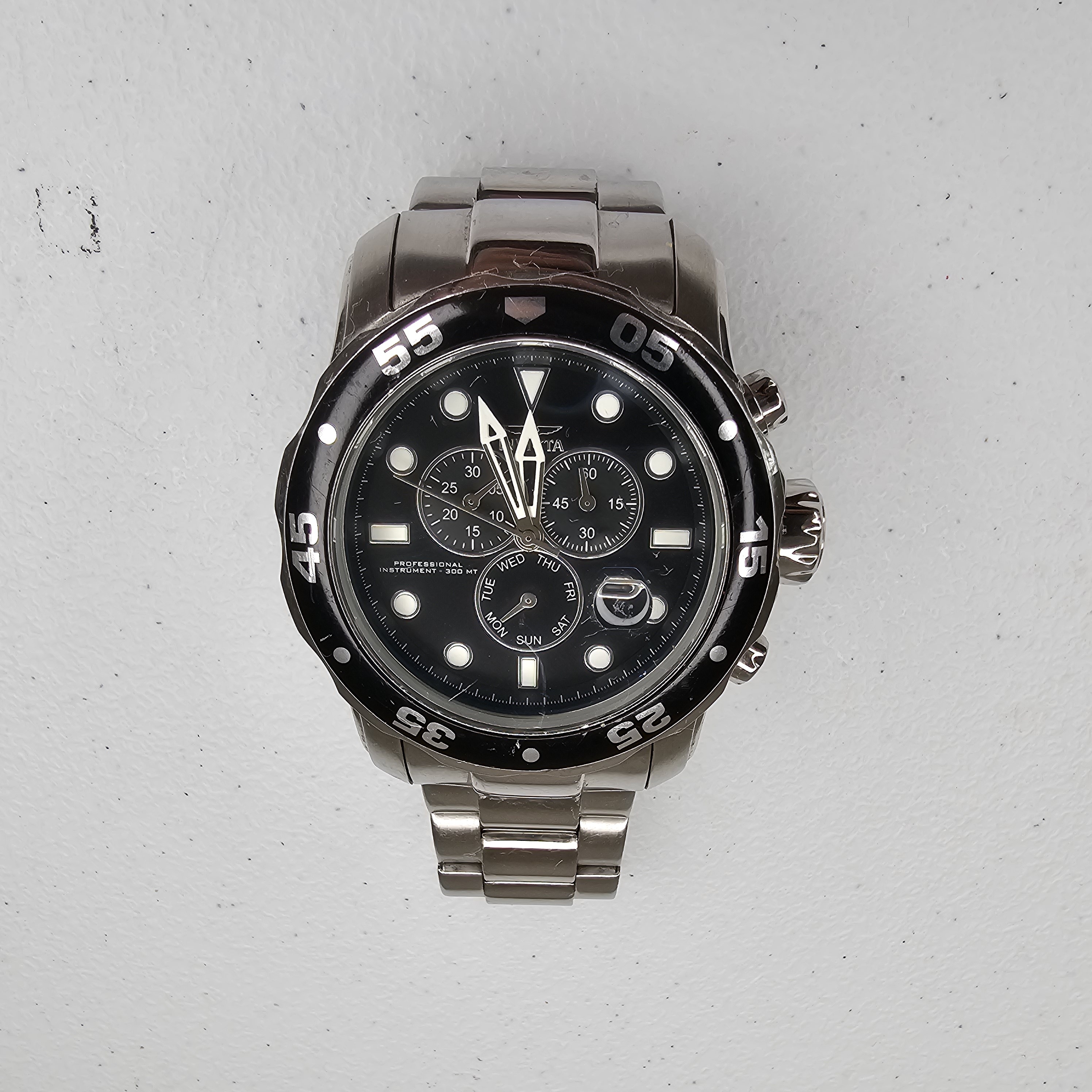 Invicta Pro Diver 15081 Navy Dial  Black Bezel
